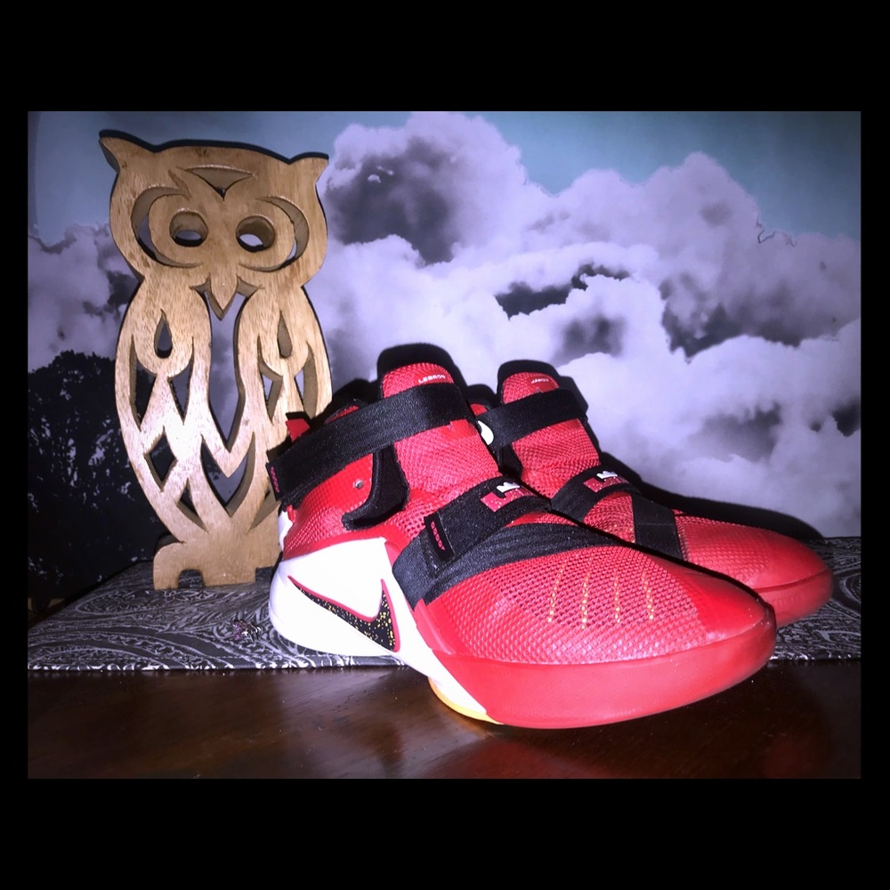 Boys Nike Lebron Solider 9